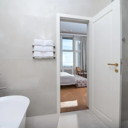 Ariston Ξενοδοχείο 3*